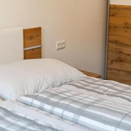 Apartmán Spacious In With Garden, Cleaning Included *