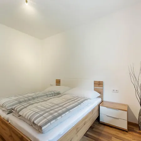 Spacious In With Garden, Cleaning Included * Grossarl